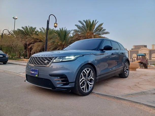 Used 2020 Range Rover Velar R-Dynamic for sale in Riyadh